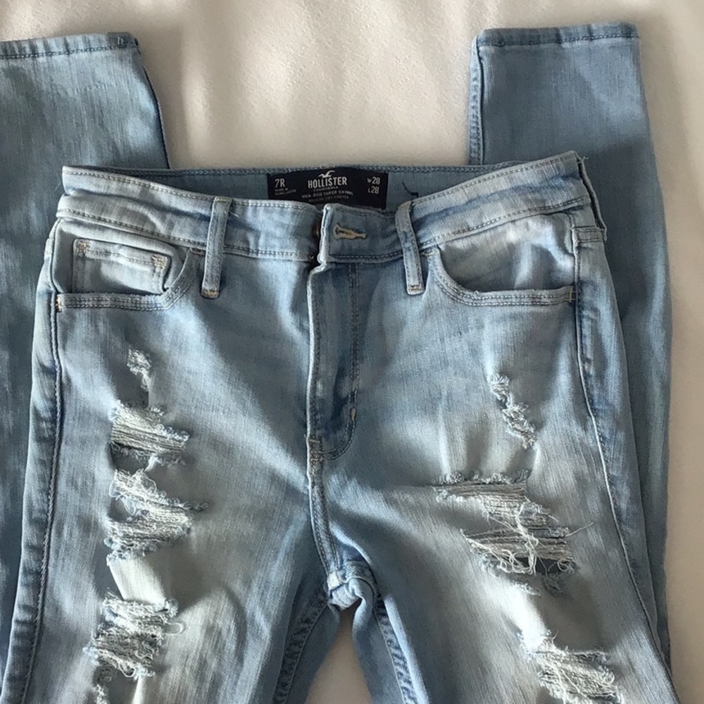 Hollister high rise super skinny destroyed jeans 7 R W28 -L28 Preloved